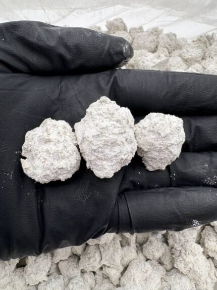 SNOWBALLS – STY220